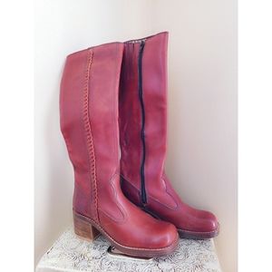 Vintage 100% leather knee high boots